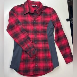 Athleta Red and Black Plaid Flannel Button-Up Shirt w/ Gray panels Womens Medium